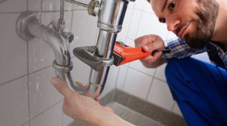 Local tankless water heater installation in Oconto, NE